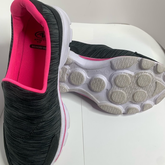 🎈Memory Foam tennis shoes size 4 wear the once - Picture 4 of 6